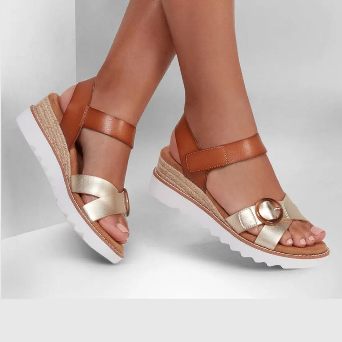 Skechers Bobs Womens Desert Kiss Hi Divine Garden Champagne Tan